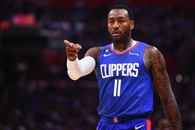 伦纳德引领猛龙夺得首个NBA冠军 2018-19赛季表现惊艳